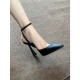 2025 summer new square-toed block-heeled closed-toe sandals for women, low-heeled commuter sandals.