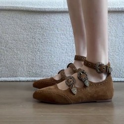 2025 Spring/Summer New Women's Large-Shaped Boots, Slimming, Block-Heeled, Pointed-Toe, Belt-Buckle, Pleated Boots