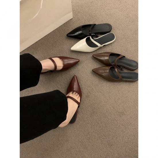 French-style silver Mary Jane high heels, retro square-toed, strappy, closed-toe block-heeled sandals.