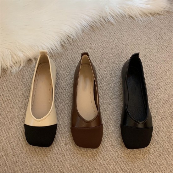 Flat-soled, closed-toe, soft-soled women's sandals, 2024 French-style outdoor sandals, super popular evening-inspired niche shoes.